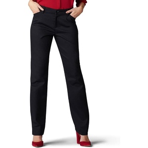 Lee Women’s Petite Wrinkle Free Relaxed Fit Straight Leg Pant(Black)